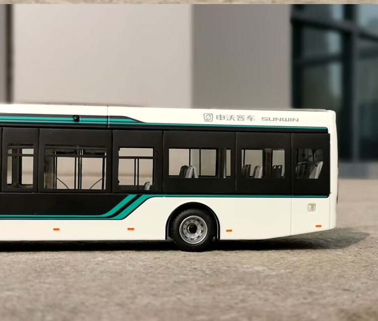 142宇通客车模型u12黑金刚上海纯电动新能源公交巴士合金车模宇通u12
