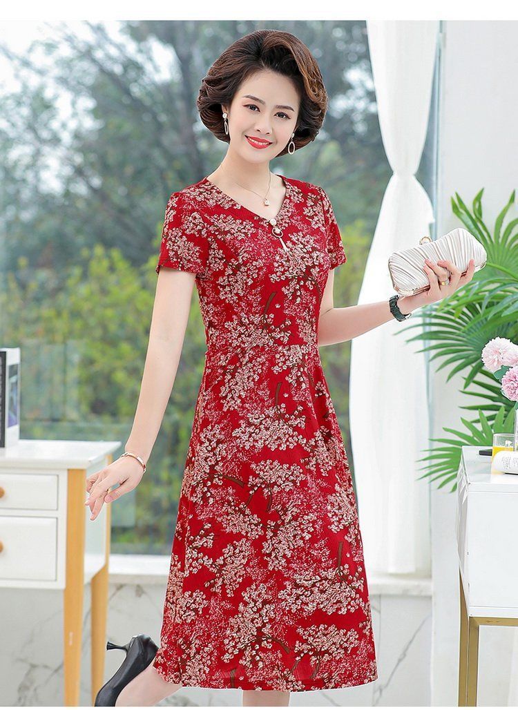 中老年连衣裙显瘦405060岁大号连衣裙中长款妈妈装夏2022新款藏青树