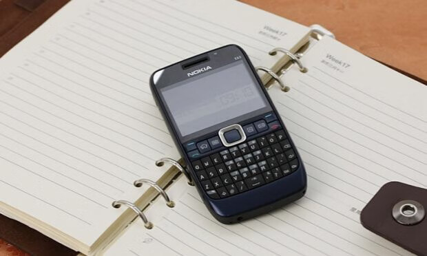 nokia诺基亚e63直板全键盘按键移动联通4g学生备用功能戒网手机红色