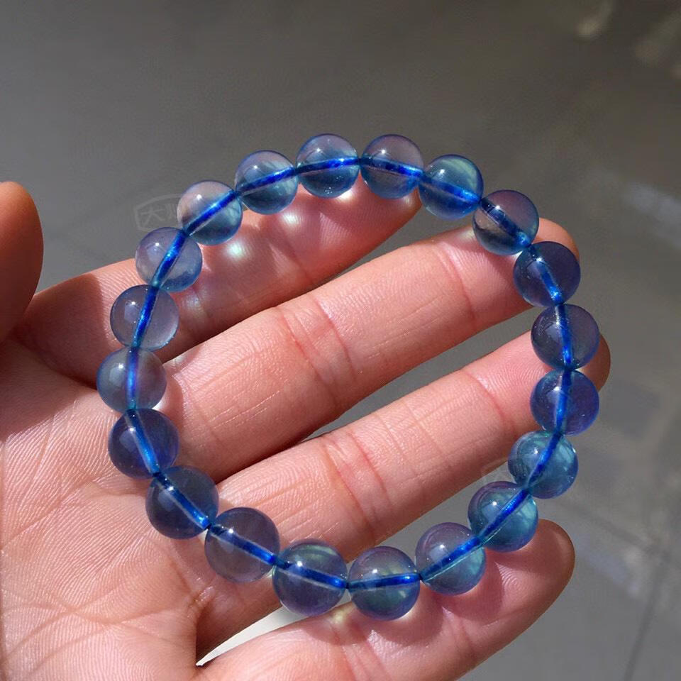 天然海蓝宝手链 男女款单圈手串 规格10毫米,晶体通透,精美湛蓝色类别