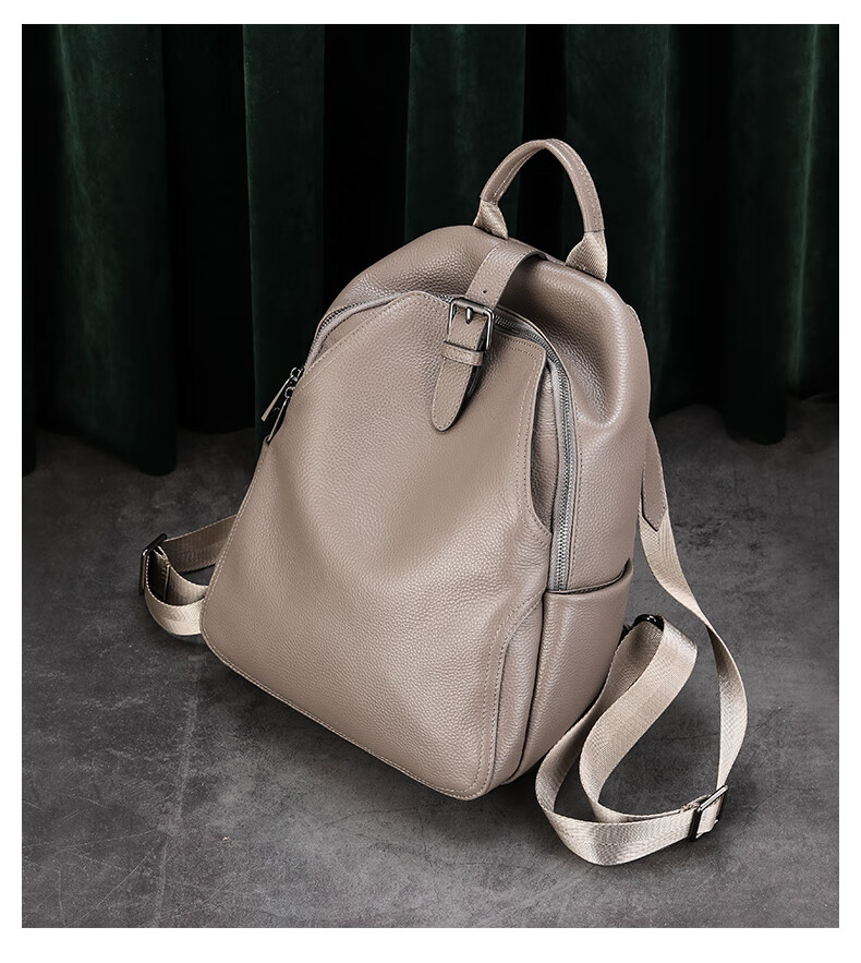 aiosc品牌轻奢双肩包女2021新款潮流真皮百搭背包通勤大容量双肩包