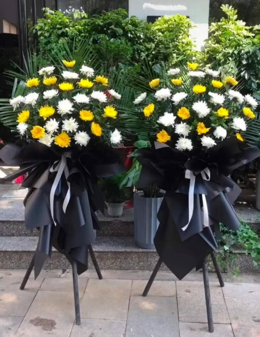 重阳扫墓 花圈丧蓝郑州鲜花同城菊花花篮花圈扫墓殡仪葬礼哀悼祭奠