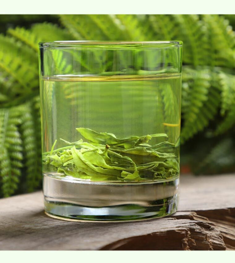 更多参数>>茶叶形状:尖形建议茶具:玻璃杯包装形式:罐装采摘地:江西