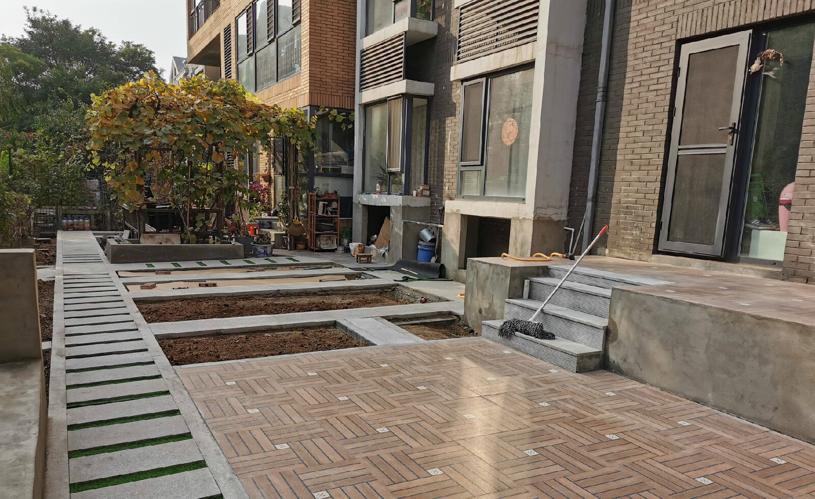 京舰 庭院地砖防滑 户外瓷砖 小院子花园室外露台木纹砖仿实木瓷砖 xy