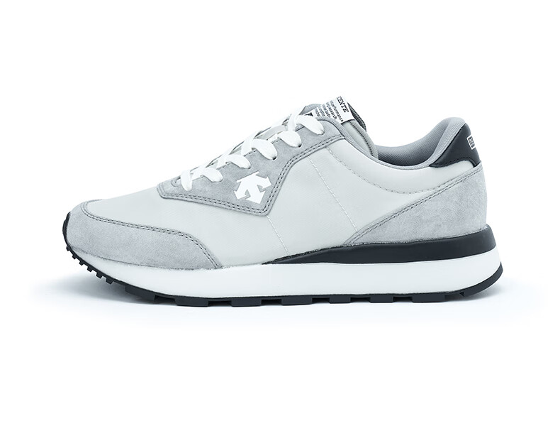 descente迪桑特彭于晏同款休闲复古设计男子运动休闲鞋春季新款男鞋d