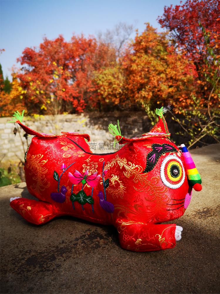 2022新款老虎枕头手工刺绣布老虎枕头婴儿纯手工刺绣枕中国风传统特色