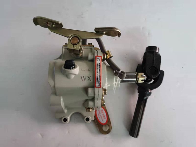宗申三轮车摩托车倒档器适用于隆鑫摩托110/150/175/200/通用脚踩 110