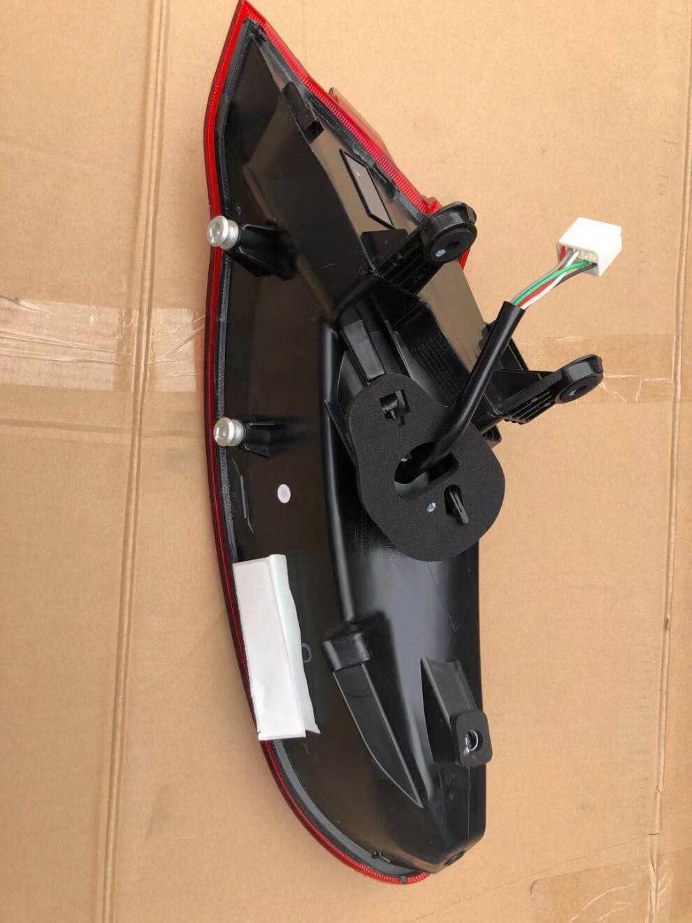 众泰sr9后尾灯总成倒车灯刹车灯转向灯后雾灯外尾灯总成原装配件左右