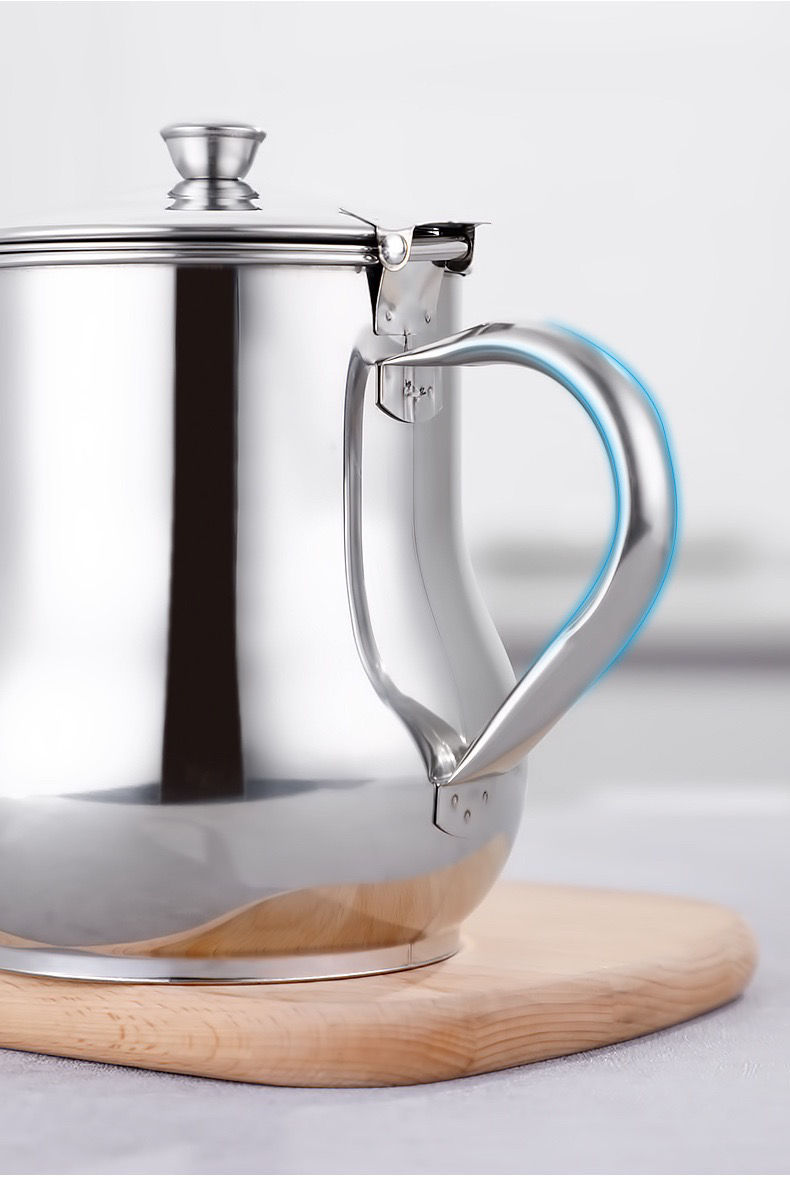 不锈钢油壶水壶酱油壶茶壶调味壶调味瓶多用壶油罐家用带盖倒油壶11安