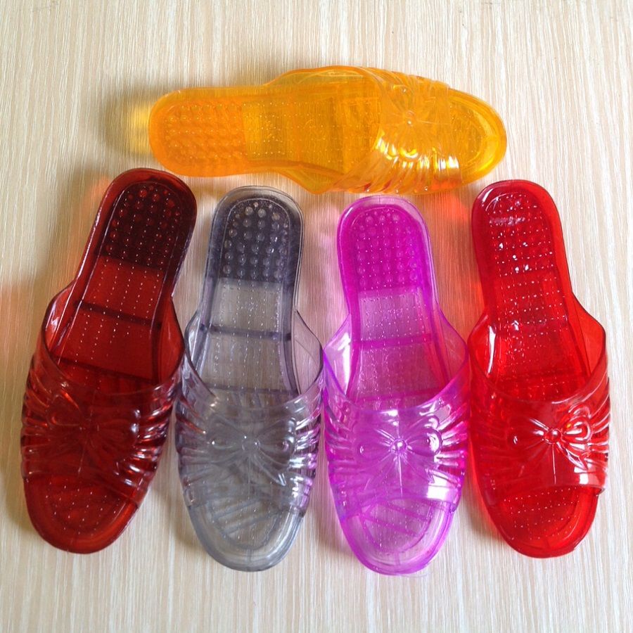 水晶拖鞋女夏季果冻平跟塑胶料女士居家经典珠江防滑浴室透明水晶妈妈