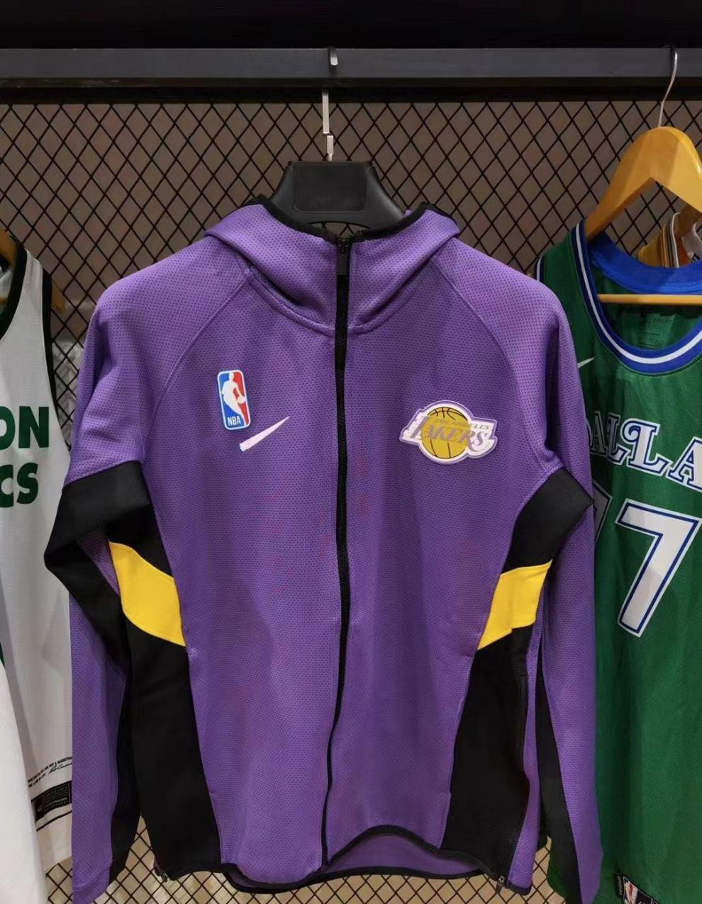 滕讯体育nba湖人篮球出场服运动外套热身服半拉链训练服连帽外套勇士