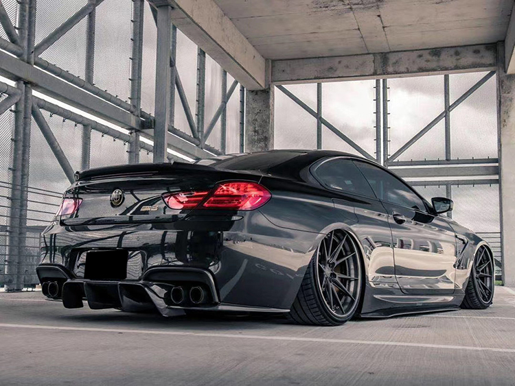 适用f06f12宝马6系改装m6杠大小包围碳纤维v款前铲侧裙后唇尾翼 m6