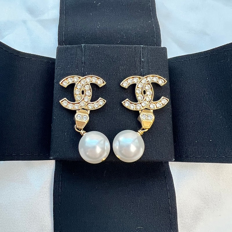 买手代购chanel香奈儿女耳钉时尚双c镶嵌水钻淡水珍珠吊坠耳钉耳环奢