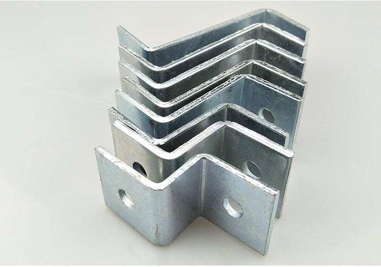 z字角码幕墙直角连接件五金配件预埋件冷镀锌铁角固定支架4040多