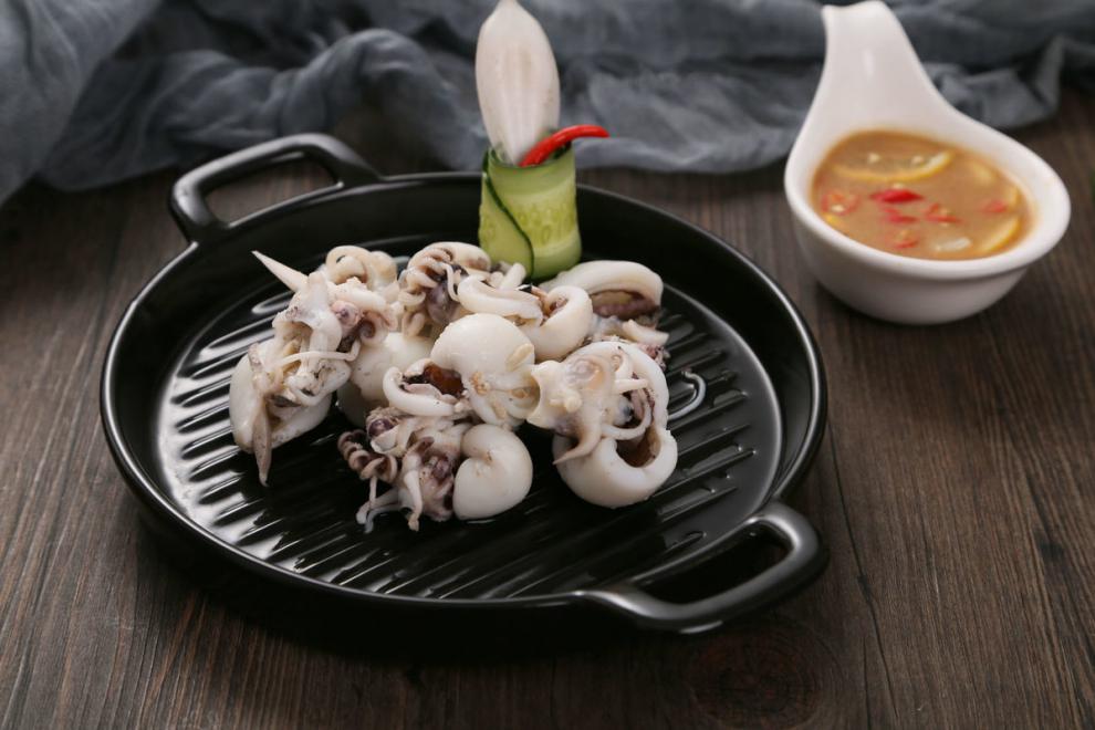 爆汁迷你小墨鱼仔新鲜冷冻鲜活海鲜水产特大乌贼墨斗鱼中目鱼仔渝珍