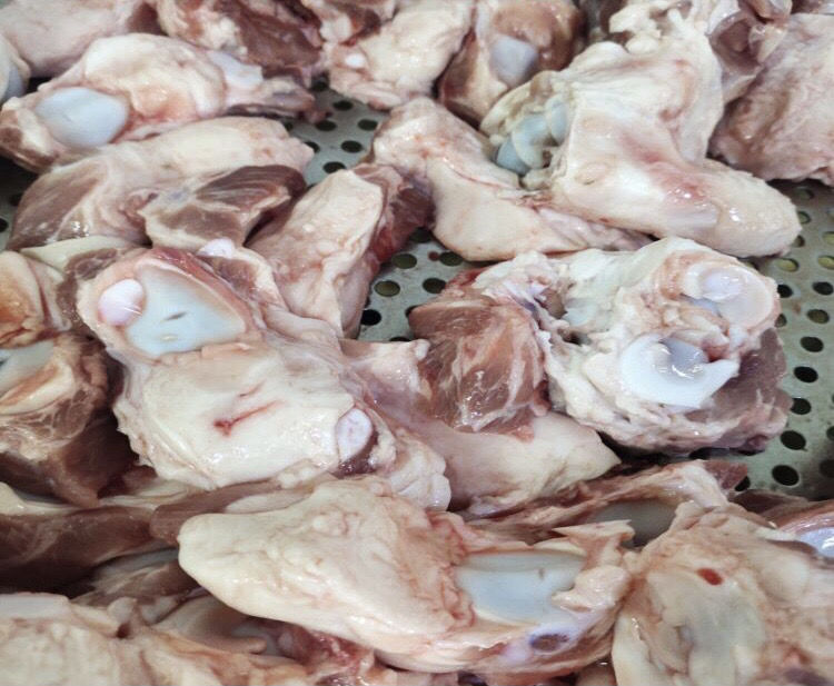 新鲜猪肉猪元宝骨膝盖骨烧烤窝骨红烧酱烧烧烤等食堂饭店腾旺纳跃