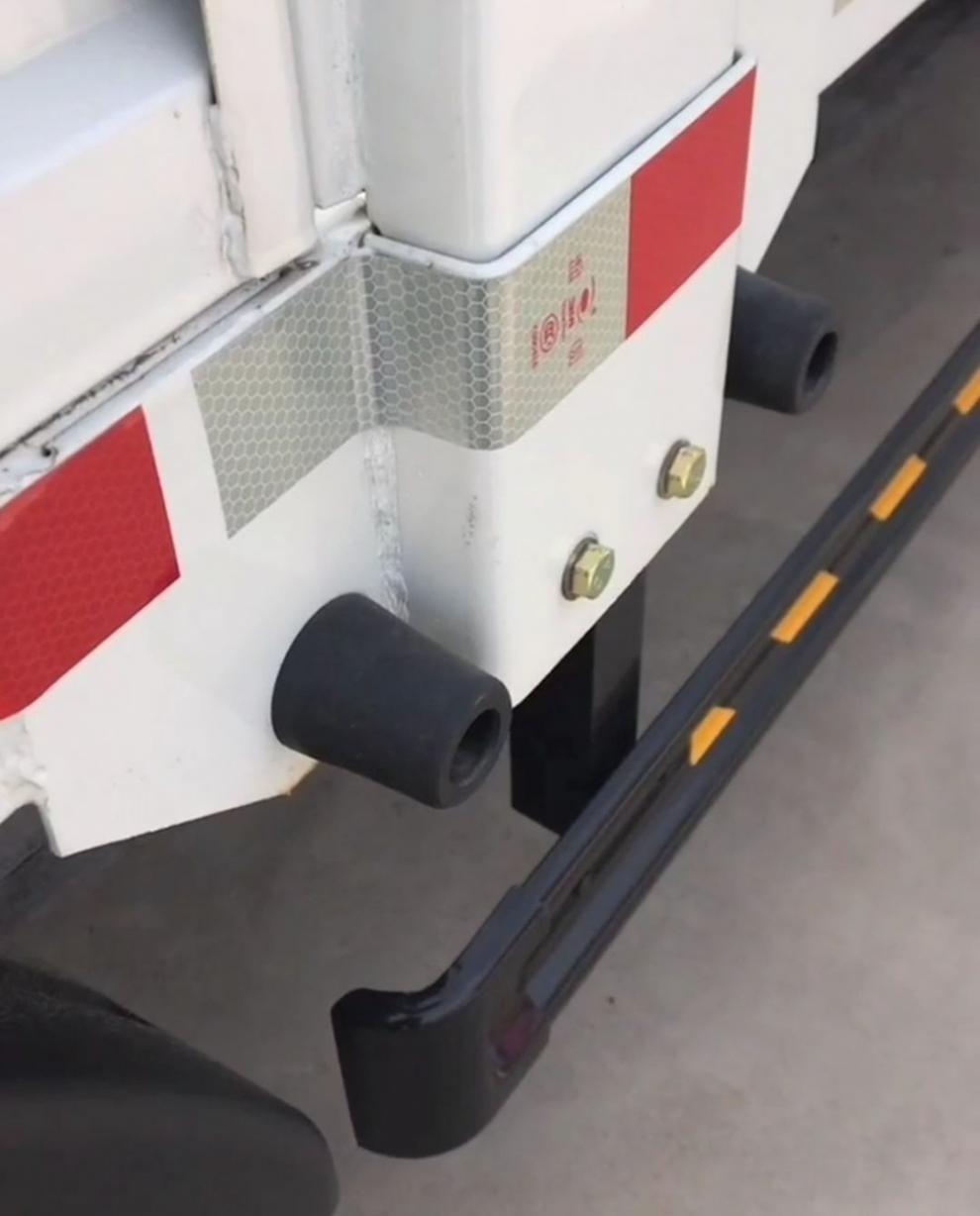 货车防撞胶块货车防撞胶墩车箱缓冲块车门减震胶垫栏板橡胶防撞块货车