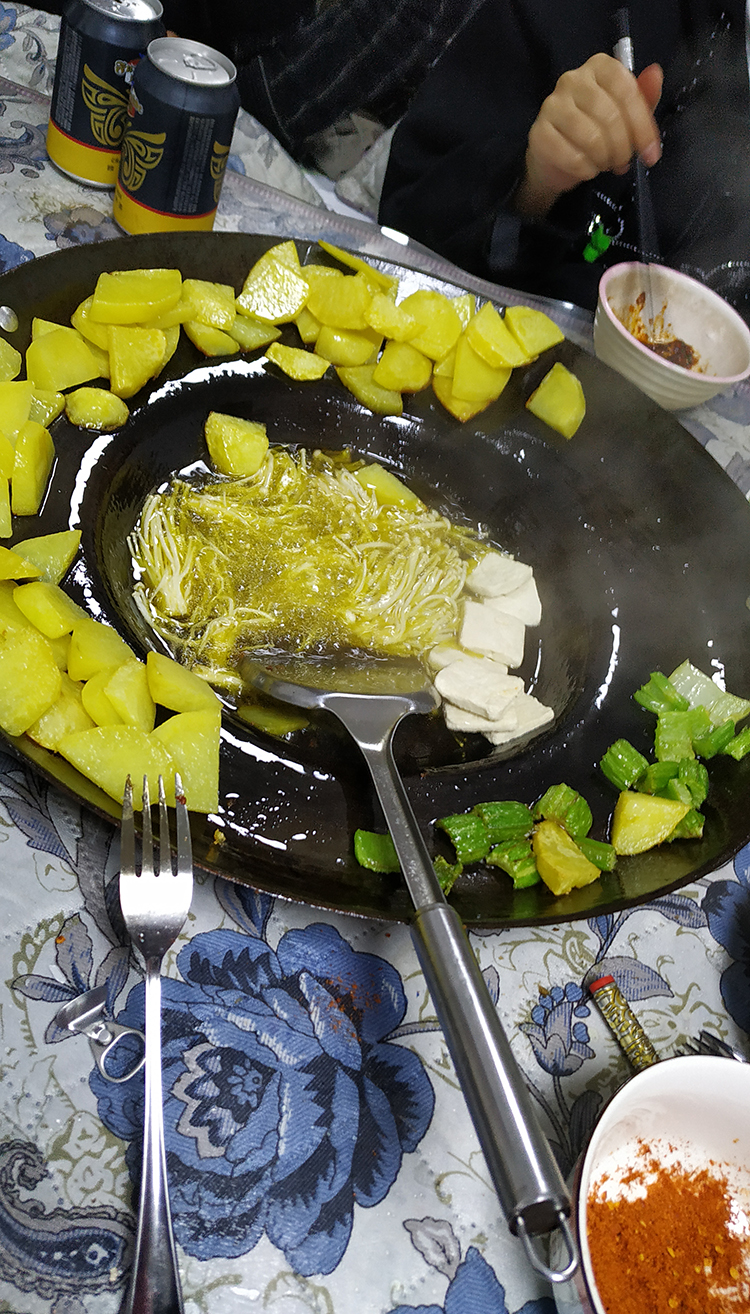 贵州烙锅的锅烙锅不粘锅炸土豆洋芋锣锅不锈钢特贵州加厚家用商用凹形