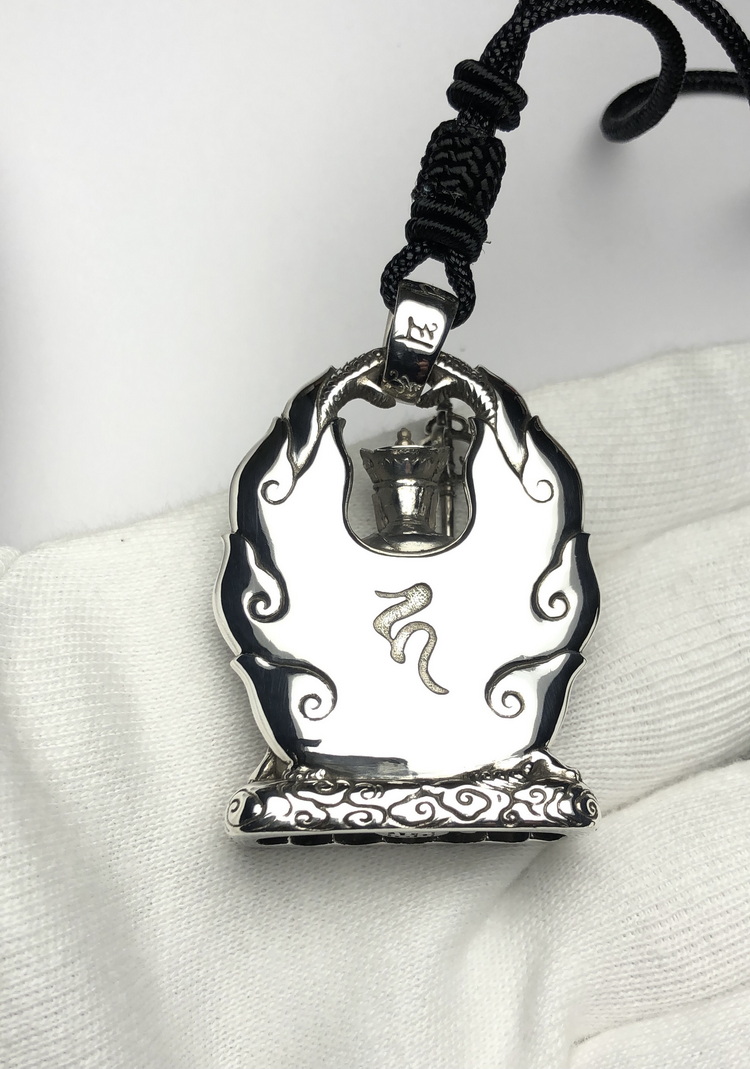 地藏菩萨随身本命佛吊牌映制男款990足银银纯手工吊坠地藏菩萨