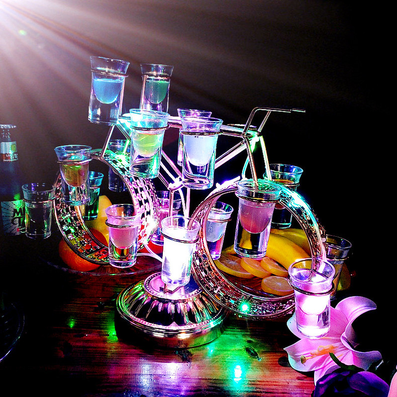 花式鸡尾酒架发光led酒吧创意夜场杯架ktv旋转鸡尾酒架不锈钢吧台器皿