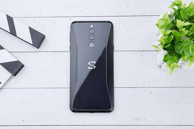 银若奇弭黎【旗舰自営】全新手机通用黑鲨1黑鲨一代游戏手机吃鸡不卡