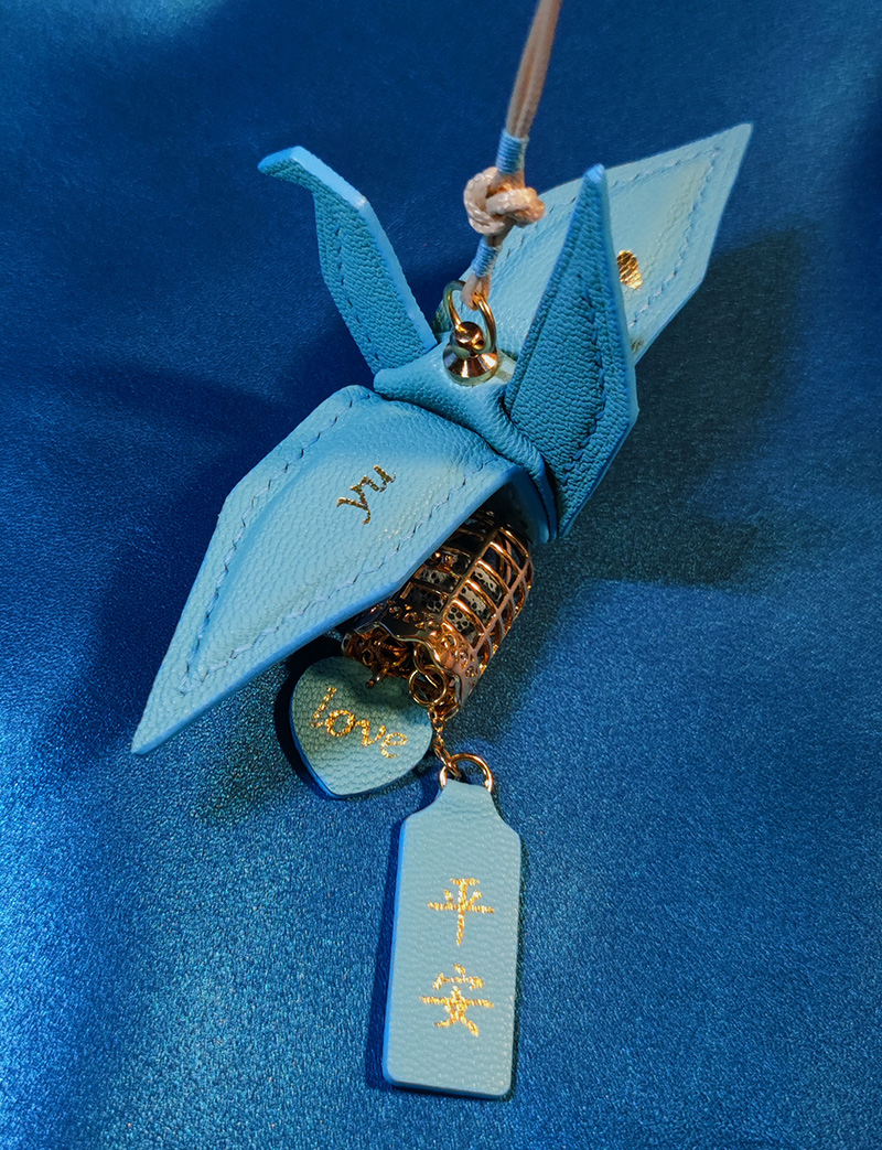 创意千纸鹤汽车挂件车内吊饰品车载香薰保平安后视镜男女神款 抖音网