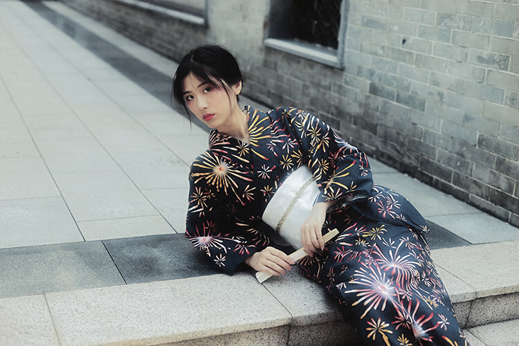 日本人穿的衣服山鸟和色正式和服日式和风浴衣复古少女连衣裙夏日烟火