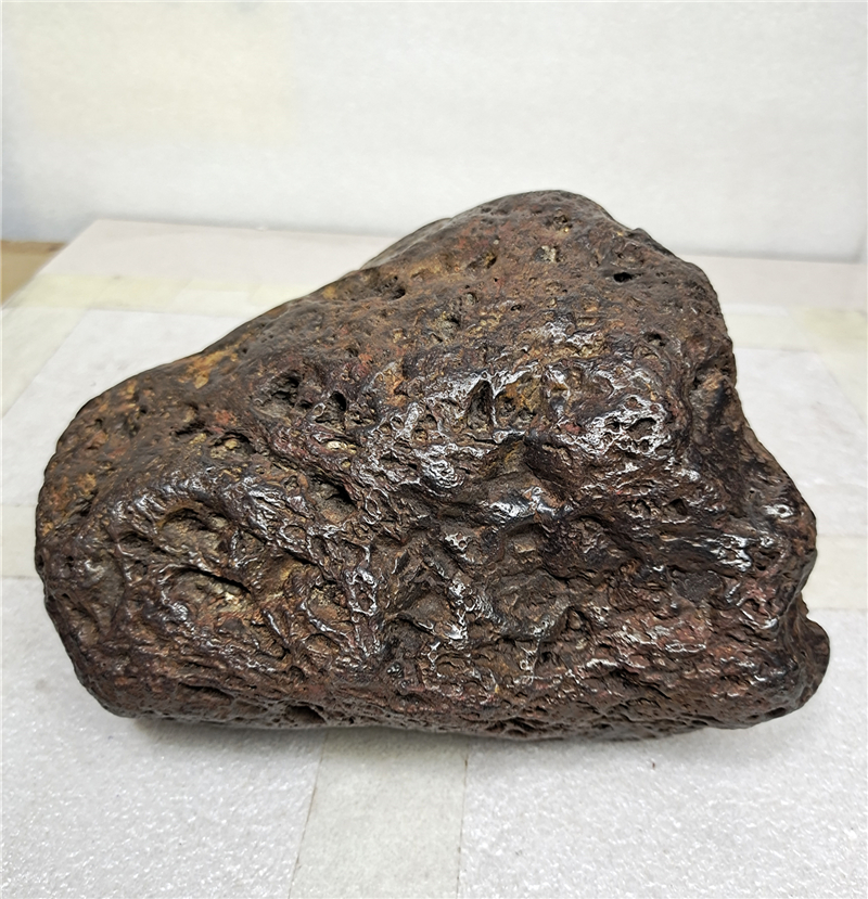 初逅 陨石原石3铁石铁火流星奇石家居饰品摆件有瑕疵处理 墨绿色 17号