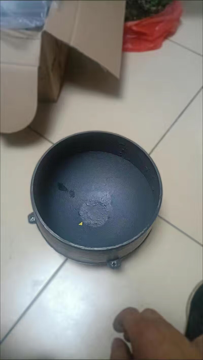 山头林村传统老式铸铁鼎锅生铁顶锅特厚老铁吊锅吊罐铁锅鸡煮饭鼎罐