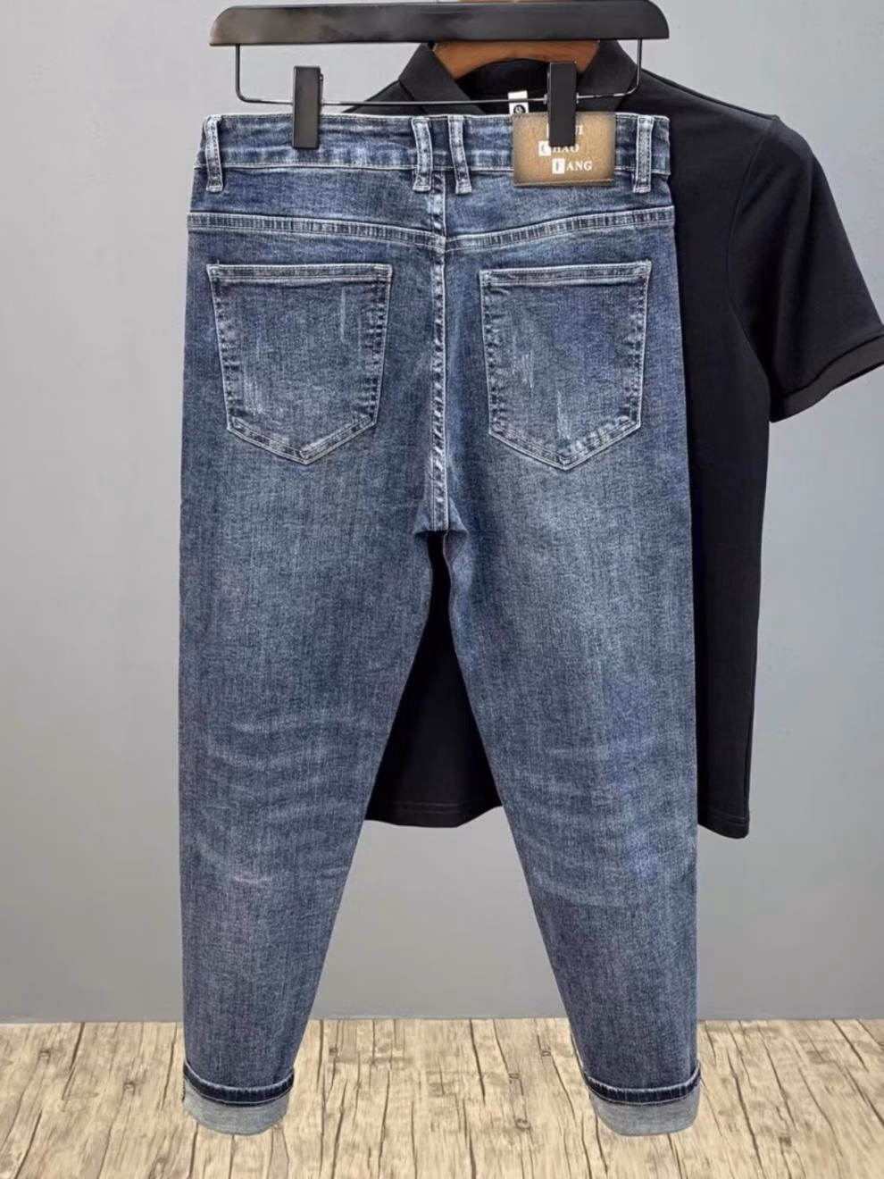 American Retro Little Bee Embroidered Jeans Men's Korean Version Trend Stretch Straight Slim Nine-point Pants, Blue 28_mkmklike.com