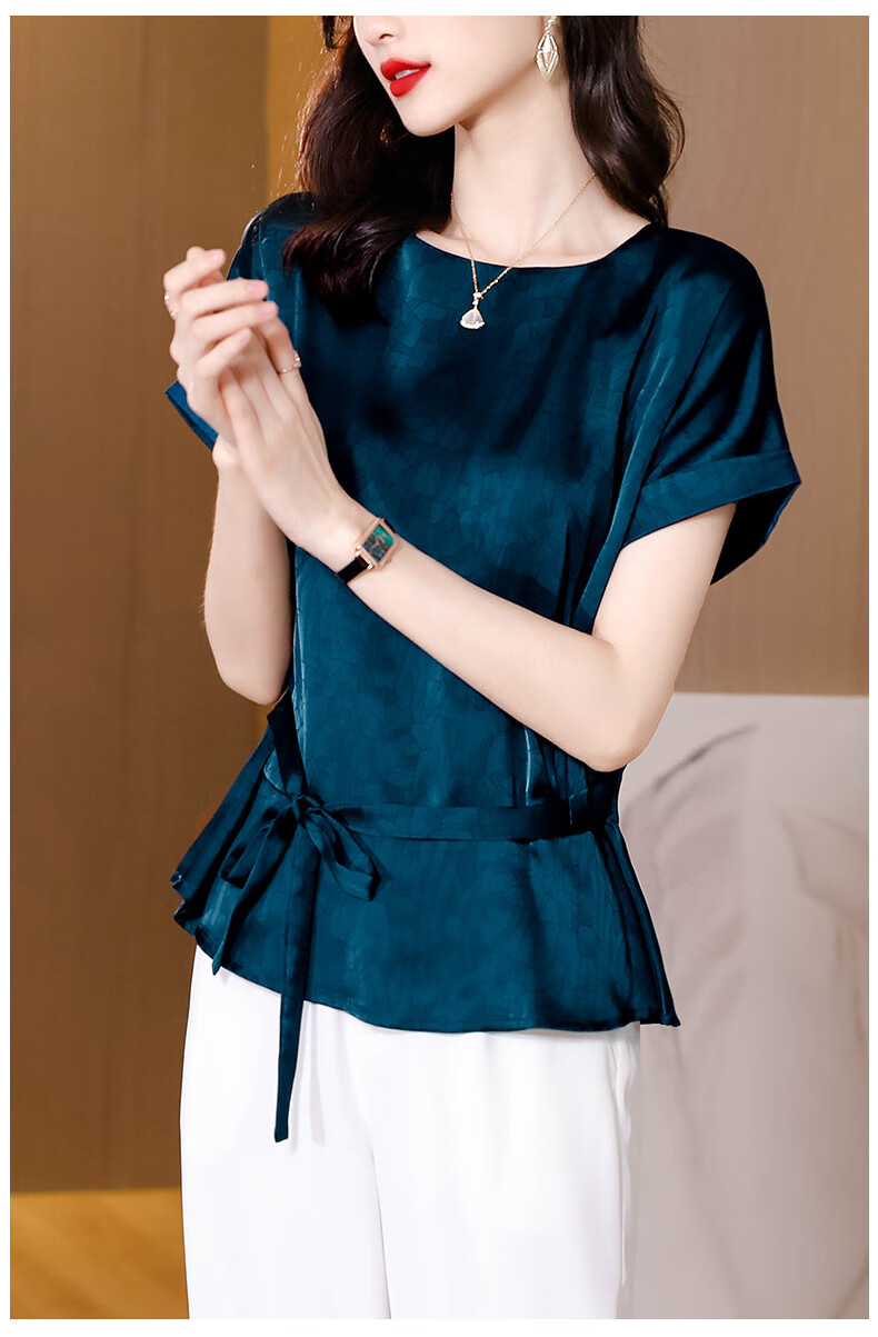 d7ef521769219caf.jpg' style=