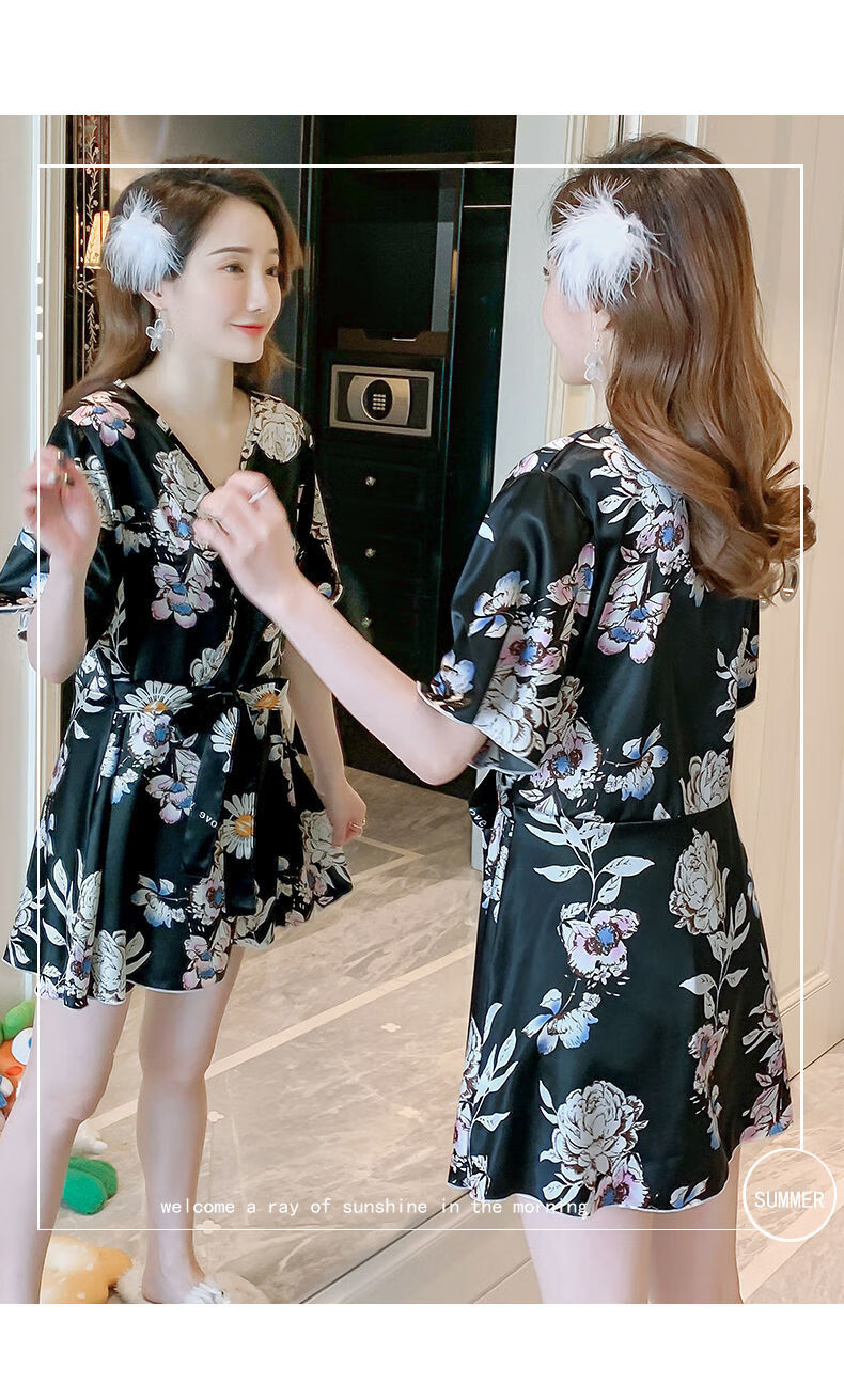 2dc9c2d7b5656a69.jpg' style=