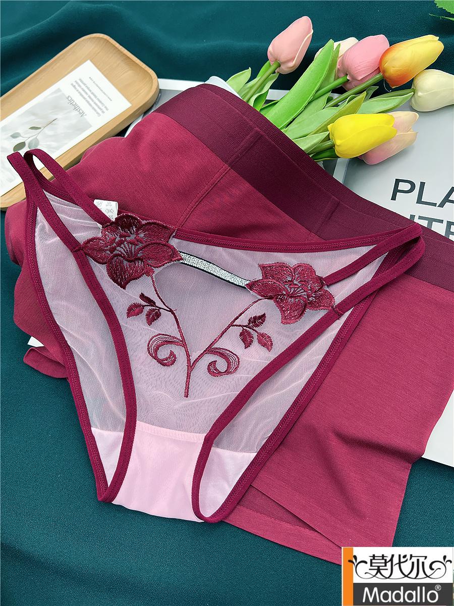 d841ff1c0408fe24.jpg' style=