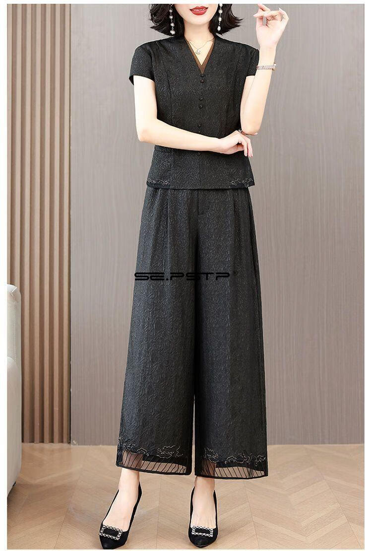 5204136dee9b6f3b.jpg' style=