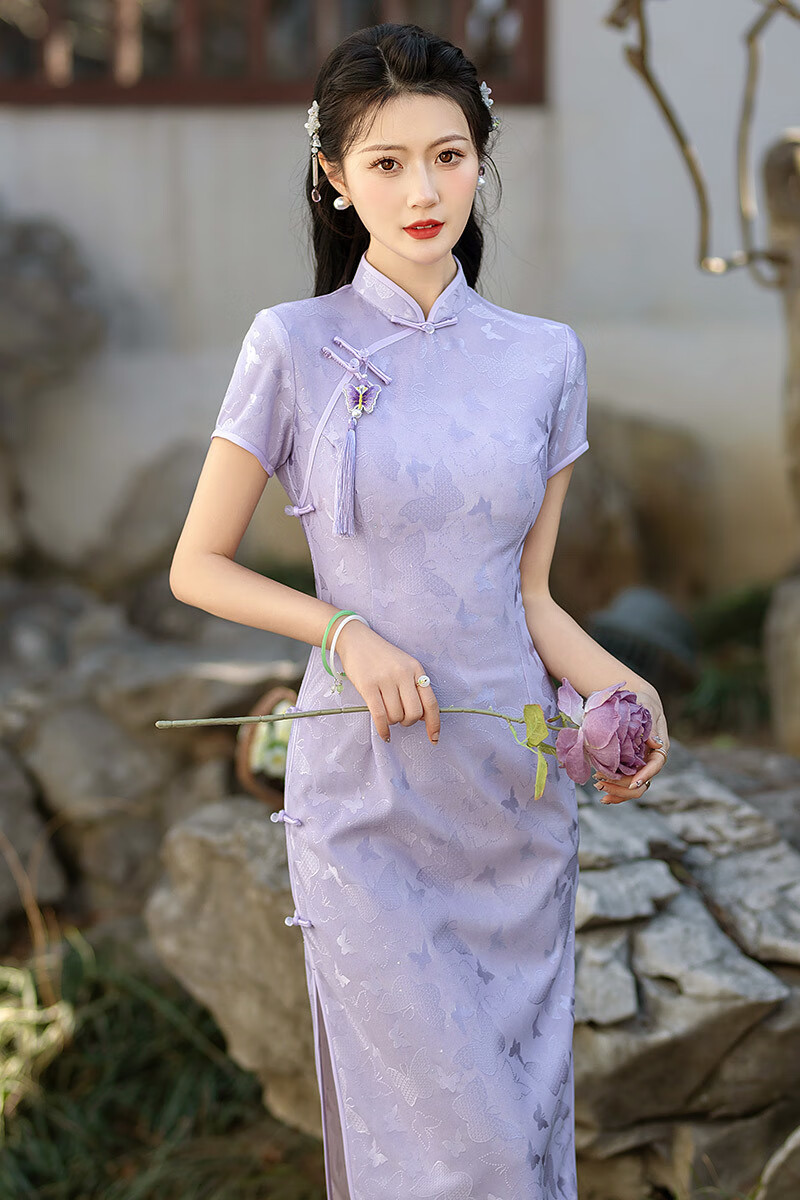 e291346711ad7c80.jpg' style=
