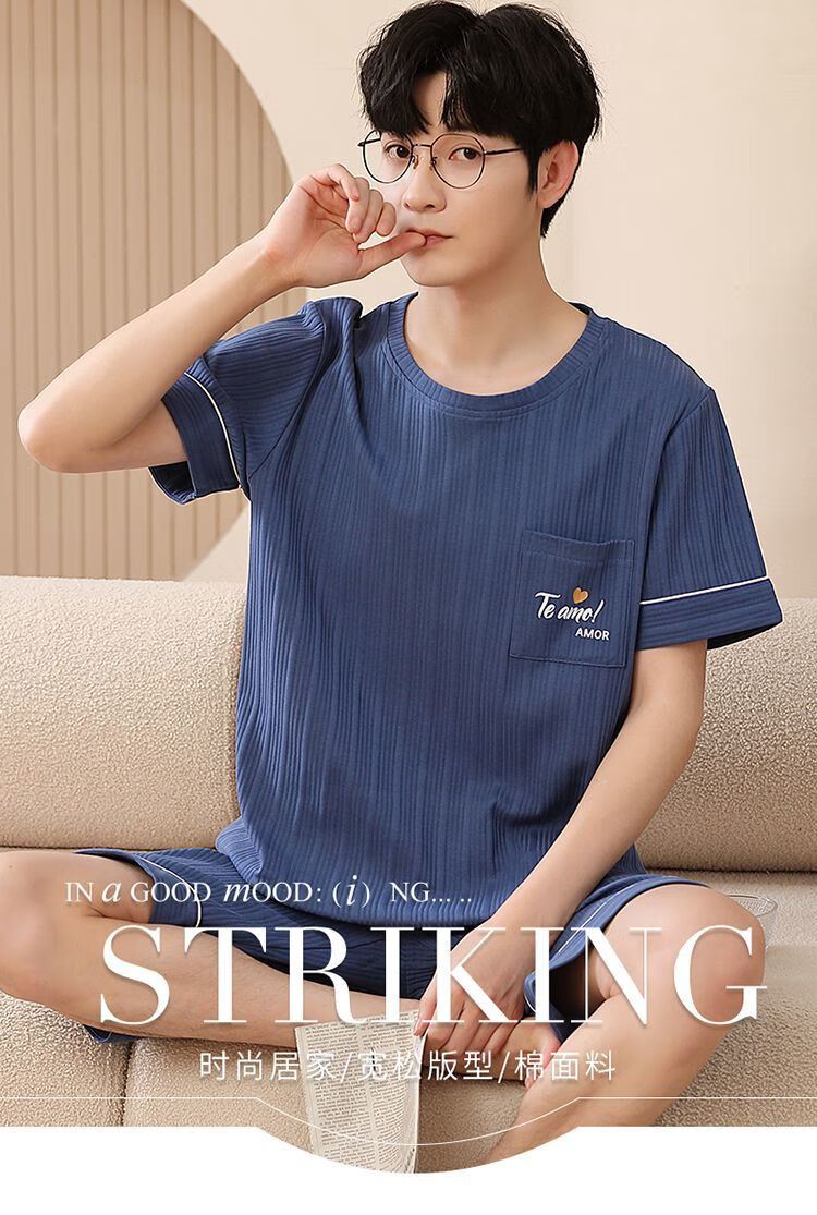 42512436bf135508.jpg' style=