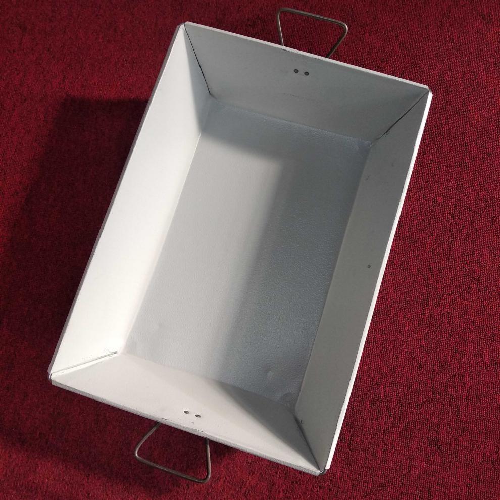 铁灰斗 建筑工地用铁灰槽灰盆水泥盆工具收纳盒子煤炭盒瓦匠用铁灰斗