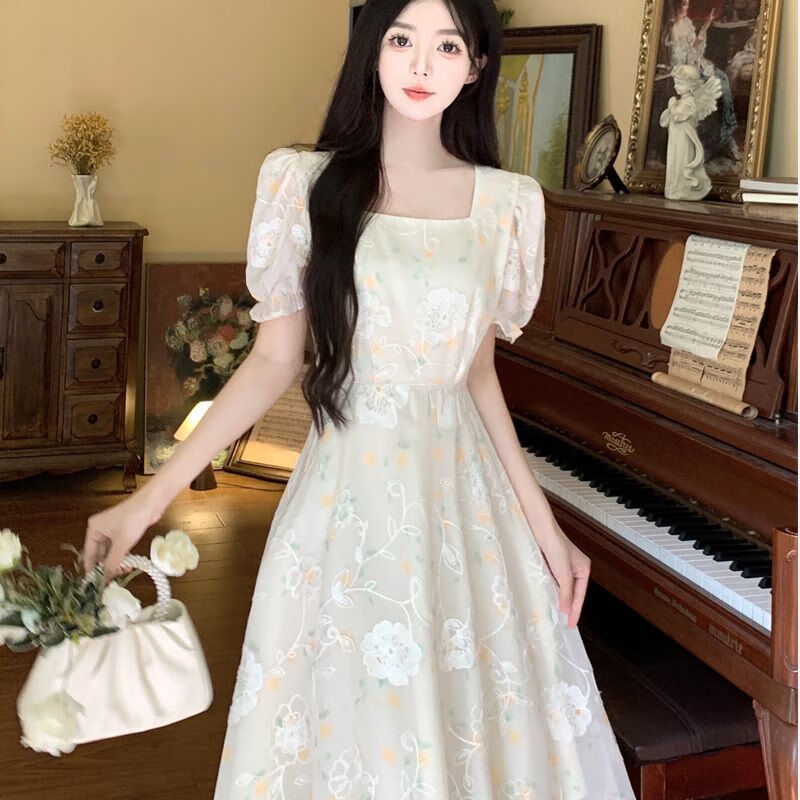 8b19bda6b285f042.jpg' style=