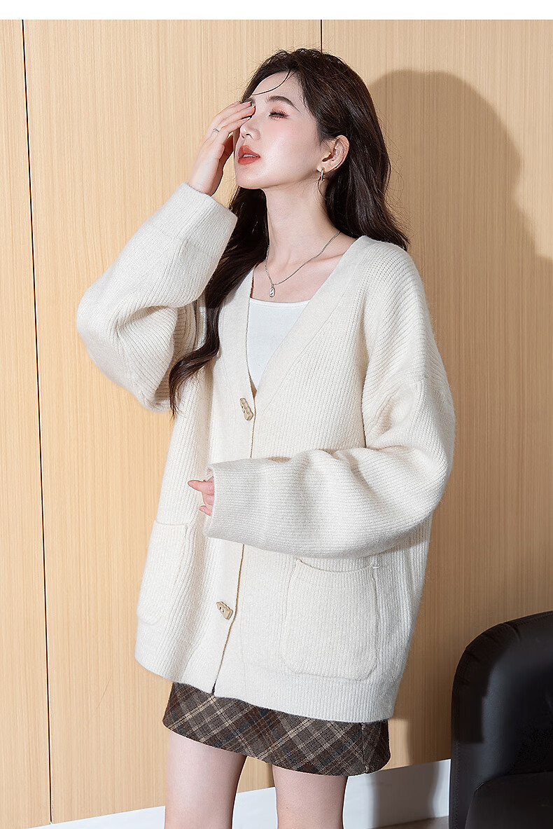TonLion 2025 Autumn Winter Designer Toggle Button V-Neck Cardigan Women's Knit Sweater High-End Fashion 6