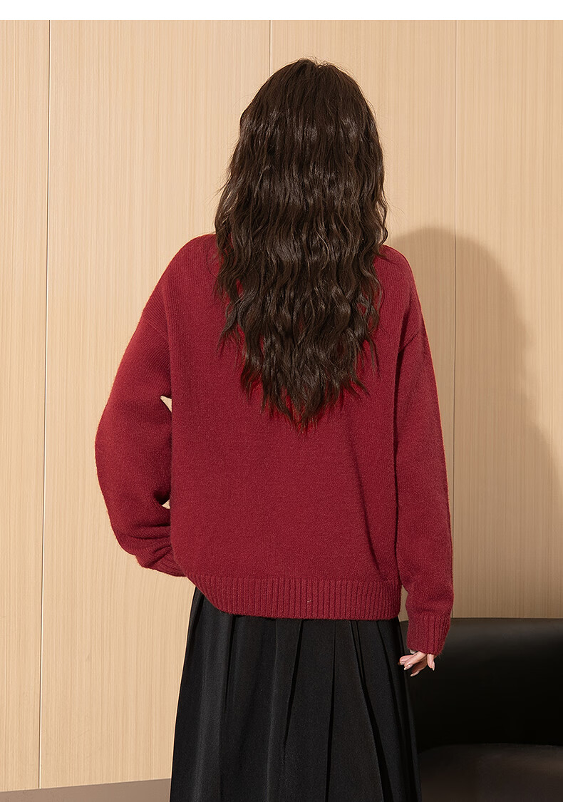Tangshi 2025 Autumn Winter Women's Crew Neck Front Large Pattern Towel Embroidery Knit Sweater 20