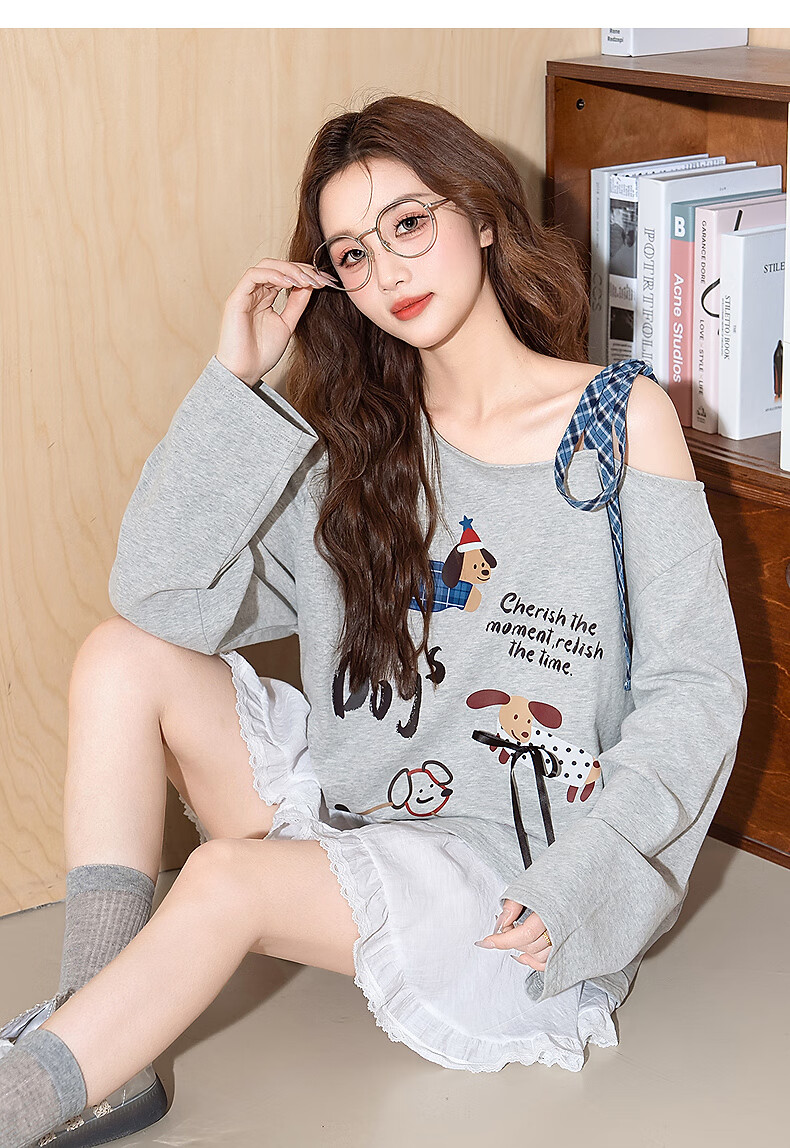 TonLion 2026 Autumn And Winter Long-Sleeve T-Shirt for Women, Raglan Cartoon Dog Design, Slimming, Off-Shoulder, Trendy 9