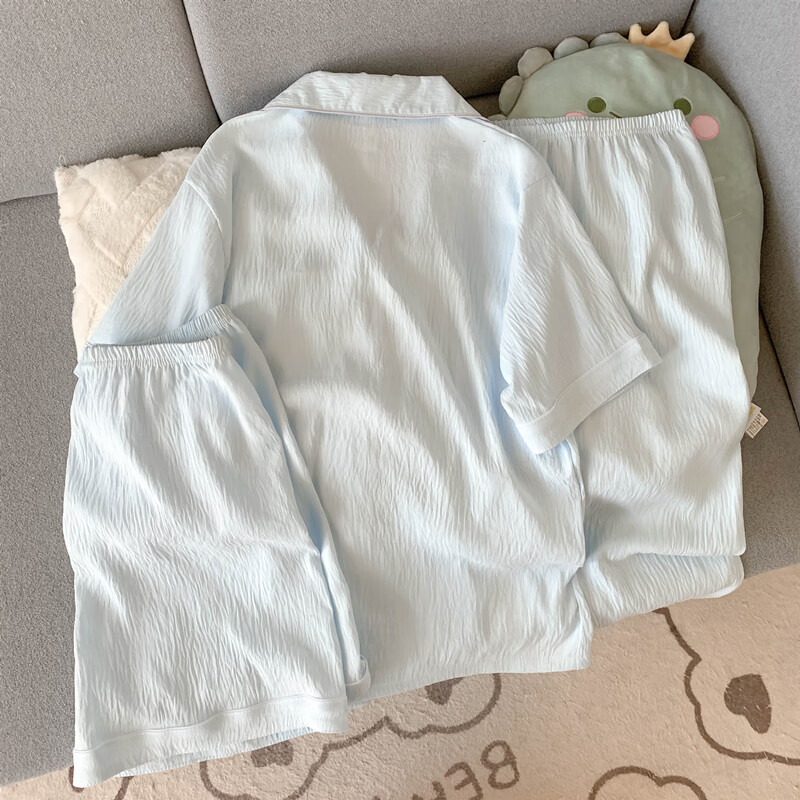 20dab93f1570908d.jpg