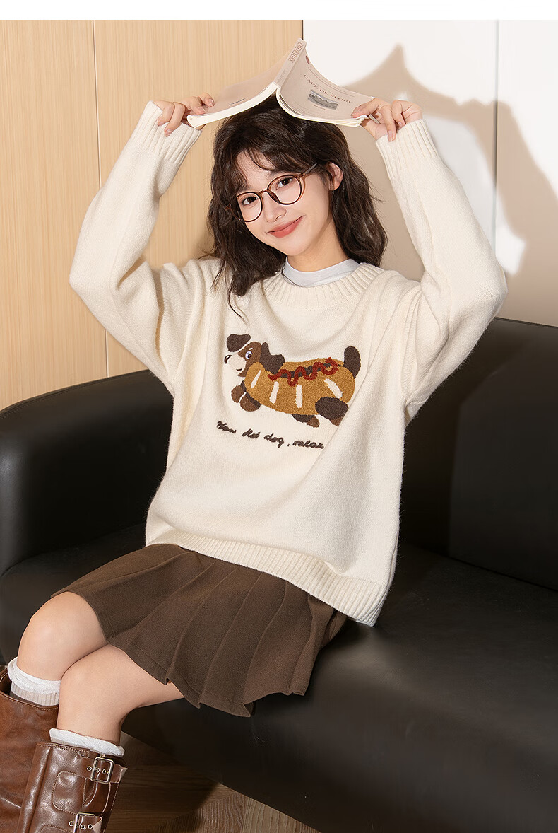 Tangshi 2025 Autumn Winter Women's Crew Neck Front Large Pattern Towel Embroidery Knit Sweater 5