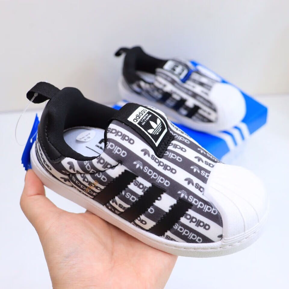 eca6bd09102d4034.jpg' style=