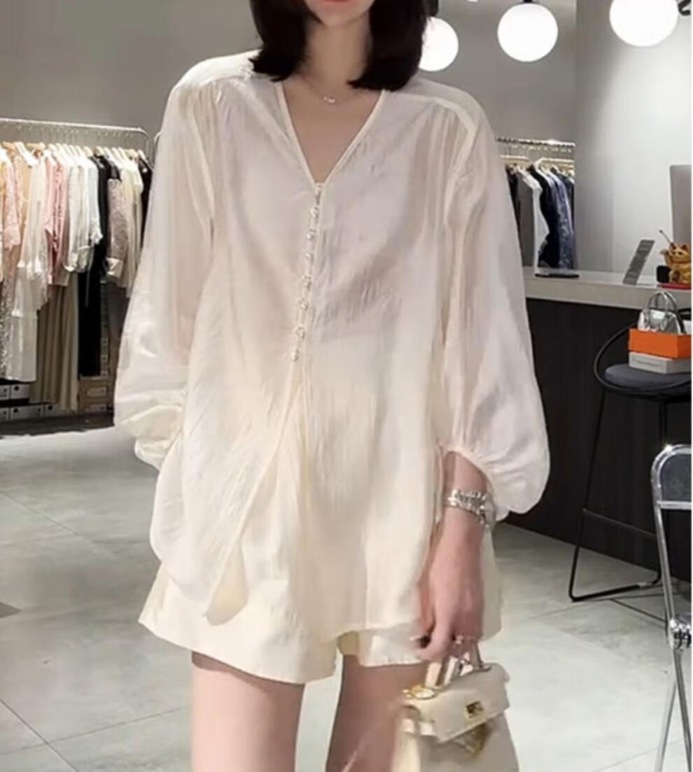 a605149fc66eb93c.jpg' style=