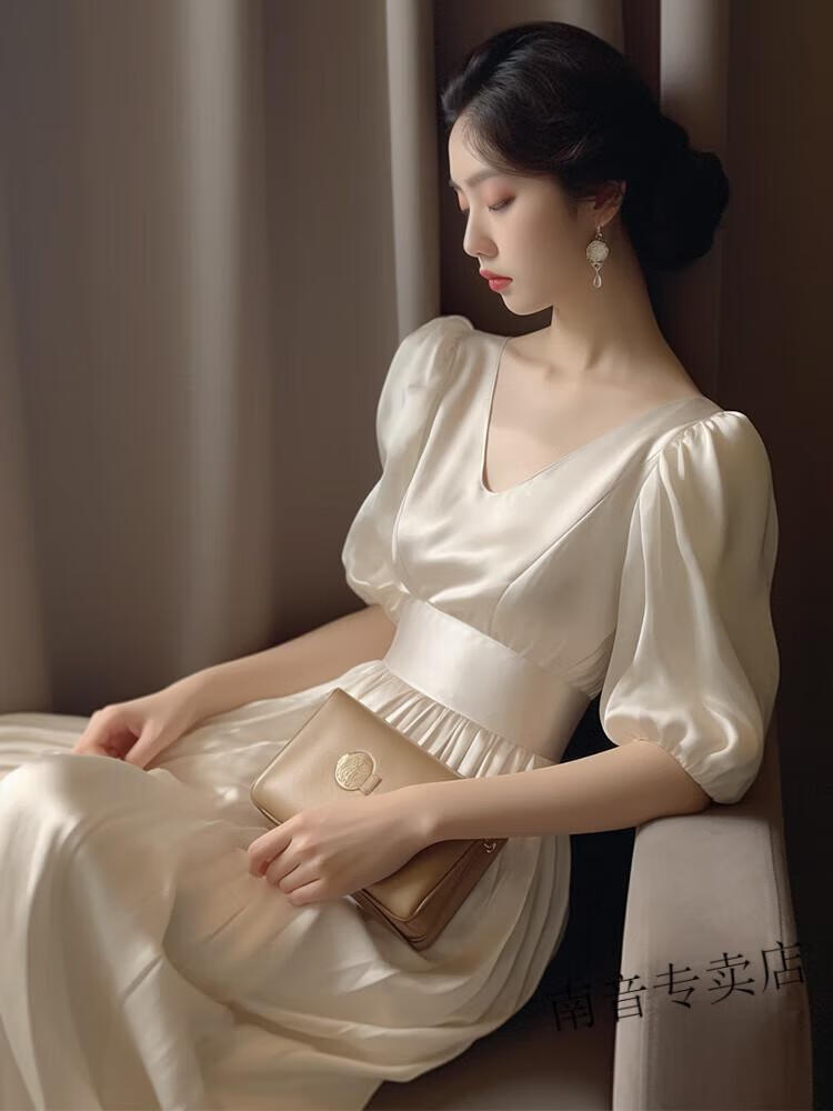 022718c3acff64ee.jpg' style=