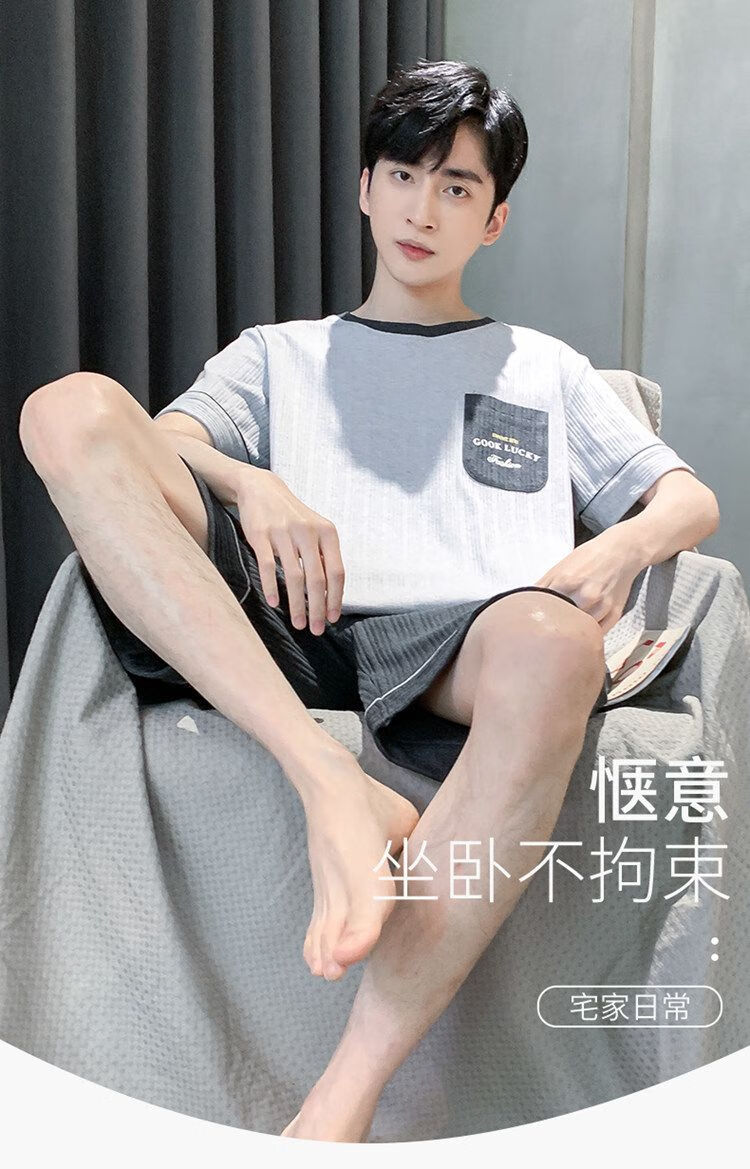 2e27548dad2f894e.jpg' style=
