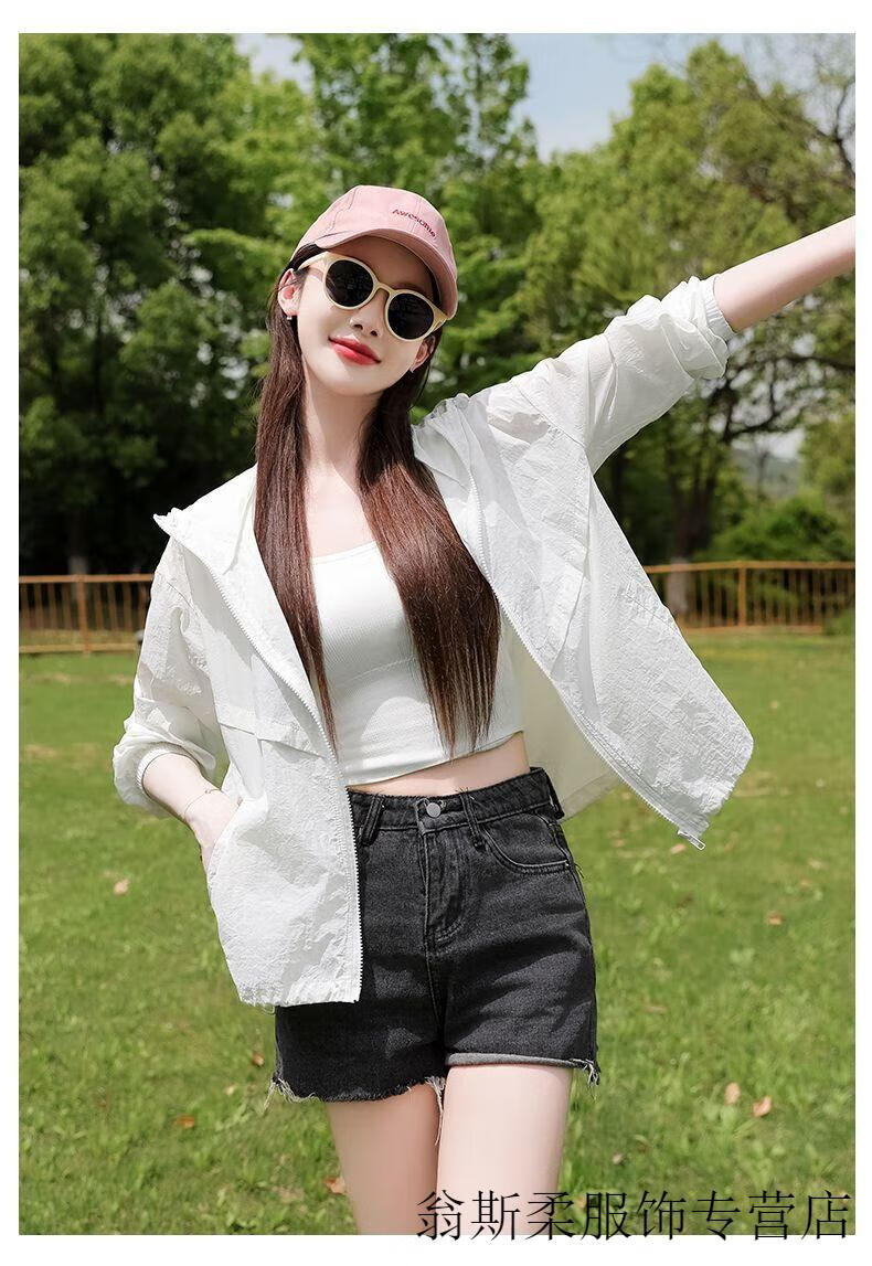 bccc31f5ff405ecc.jpg' style=
