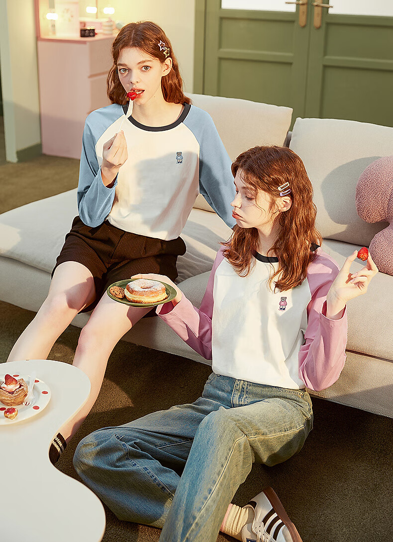 TonLion 2026 Autumn And Winter Long-Sleeve T-Shirt for Women, Round Neck, Raglan Sleeves, Left Chest Lettering, Suitable for Outer Wear 13