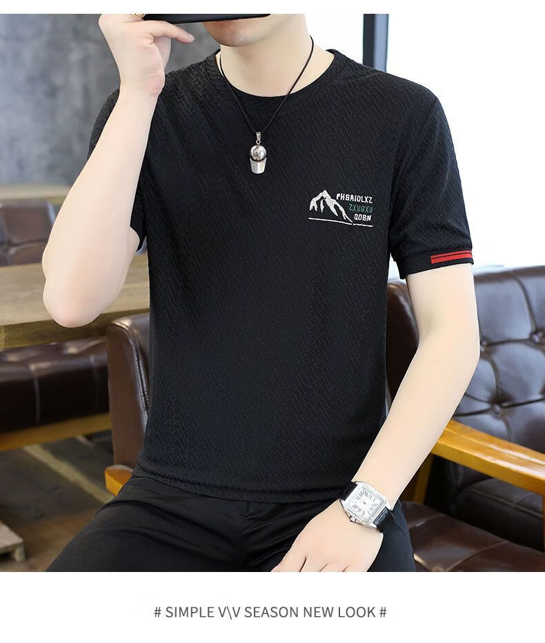 e09f236795d7c40a.jpg' style=